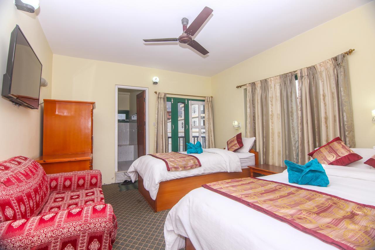 Hotel Noble Inn花椒客栈 Pokhara Exterior foto